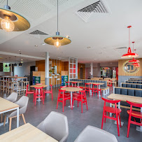 Atmosphère du Restaurant KFC Orléans Olivet à Orléans - n°1