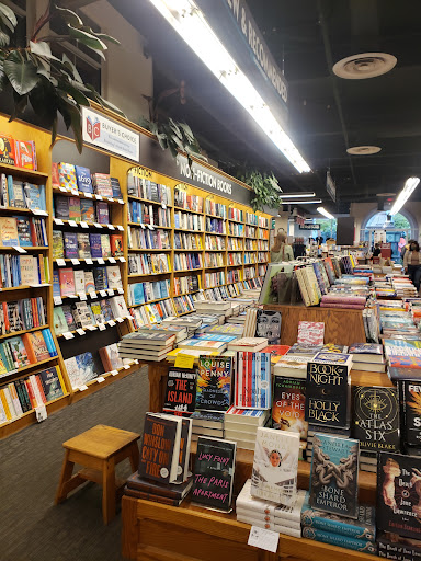 Book Store «Bookshop Santa Cruz», reviews and photos, 1520 Pacific Ave, Santa Cruz, CA 95060, USA