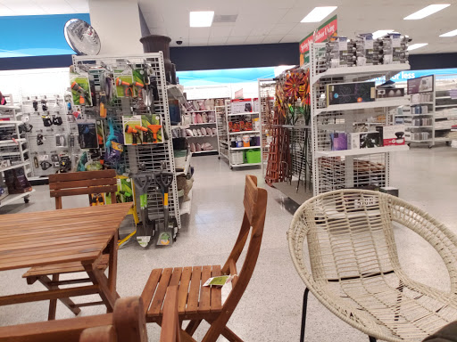 Clothing Store «Ross Dress for Less», reviews and photos, 940 N Western Ave, San Pedro, CA 90732, USA