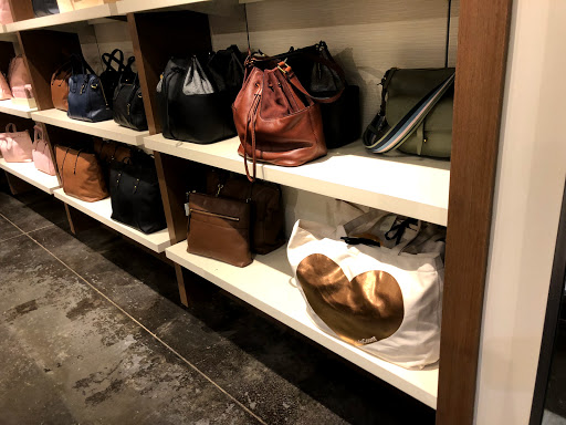 Watch Store «Fossil Outlet Store», reviews and photos, 18521 Outlet Blvd #725, Chesterfield, MO 63005, USA