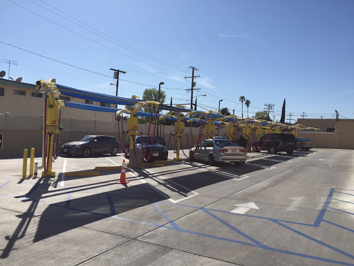 Car Wash «In-N-Out Express Car Wash Inc», reviews and photos, 13310 Sherman Way, North Hollywood, CA 91605, USA