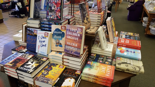 Book Store «Barnes & Noble», reviews and photos, 7700 NE 4th Plain Blvd Vancouver Plaza, Vancouver, WA 98662, USA