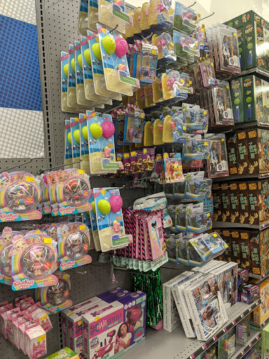 Variety Store «Five Below», reviews and photos, 2145 S Telegraph Rd, Bloomfield Hills, MI 48302, USA