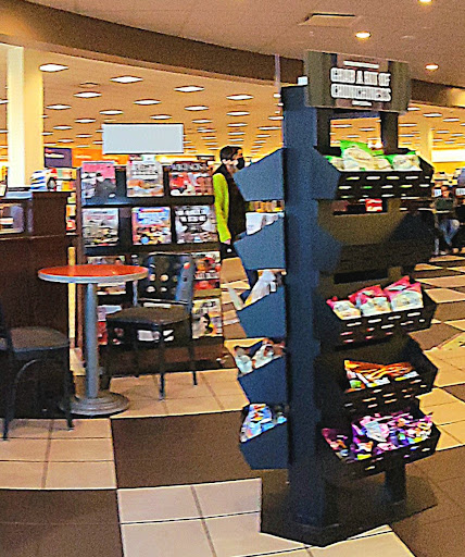 Barnes & Noble image