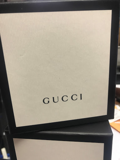 Pawn Shop «La Familia Pawn and Jewelry», reviews and photos, 1823 NW 79th St, Miami, FL 33147, USA