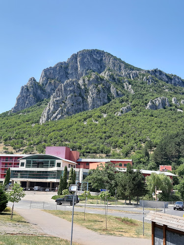 Отзиви за Природозащитен център "Натура" в Враца - Туристическа агенция