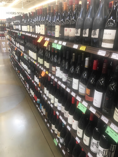 Liquor Store «Liquor World Southern Highlands», reviews and photos, 4760 W Cactus Ave, Las Vegas, NV 89141, USA