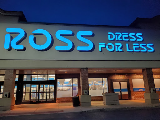 Clothing Store «Ross Dress for Less», reviews and photos, 1316 Butterfield Rd, Downers Grove, IL 60515, USA