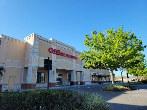OfficeMax, 721 N Alafaya Trail, Orlando, FL 32828, USA, 