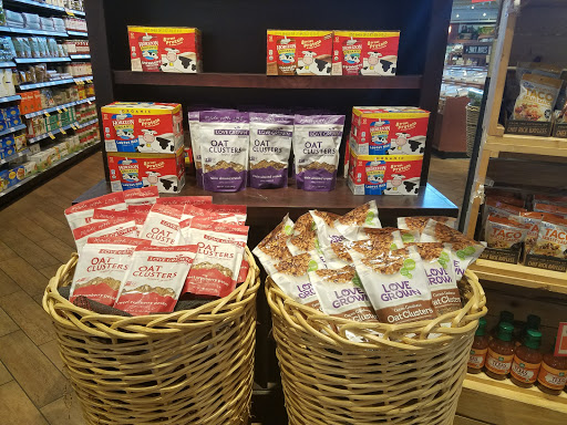 Grocery Store «The Fresh Market», reviews and photos, 11 Essington Dr, Hingham, MA 02043, USA