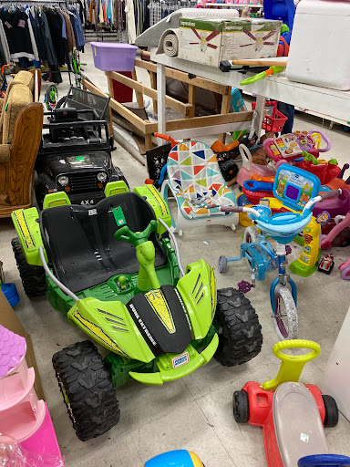 Thrift Store «Texas Thrift Store», reviews and photos, 6776 Ingram Rd, San Antonio, TX 78238, USA