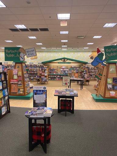 Barnes & Noble image