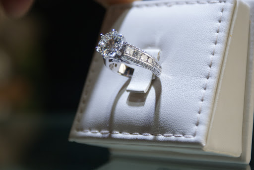 Jeweler «Albert Kaz Jewelry», reviews and photos, 7955 N Blackstone Ave, Fresno, CA 93720, USA