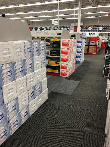 Office Supply Store «Staples», reviews and photos, 951 Viewmont Dr, Dickson City, PA 18519, USA