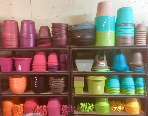 Animal Feed Store «Mid-County Farm & Feed Supply», reviews and photos, 128 S Twin City Hwy, Nederland, TX 77627, USA