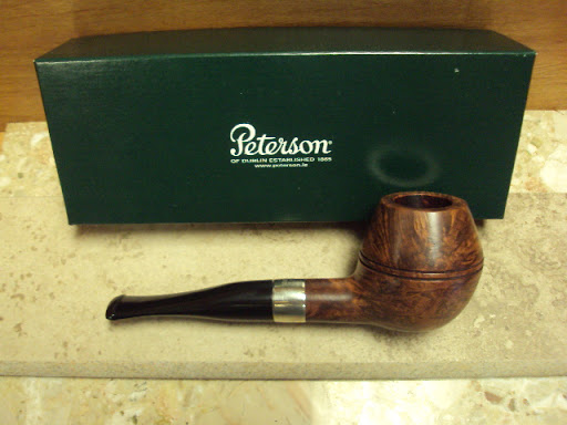 Tobacco Shop «Tobacco Town», reviews and photos, 17108 Fort St, Riverview, MI 48193, USA