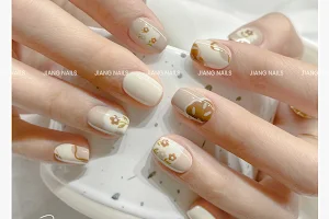 Jiang Nails image