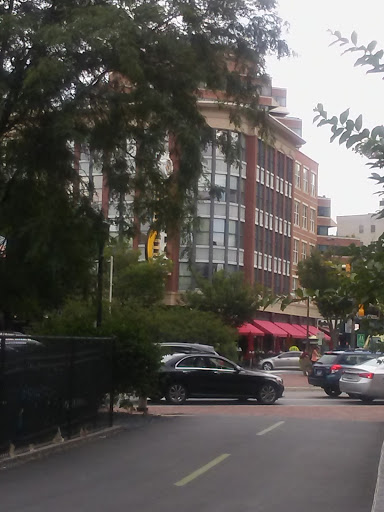 Movie Theater «Landmark Theatres Bethesda Row Cinema», reviews and photos, 7235 Woodmont Ave, Bethesda, MD 20814, USA