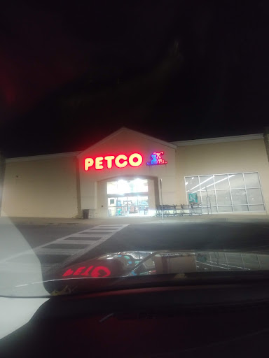 Pet Supply Store «Petco Animal Supplies», reviews and photos, 5631 Grove Blvd, Hoover, AL 35226, USA