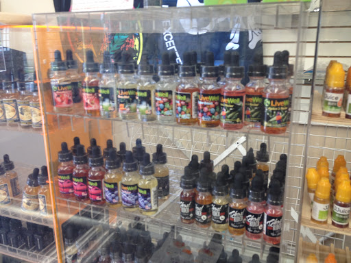 Tobacco Shop «AM SMOKE SHOP», reviews and photos, 1401 State St, Orem, UT 84057, USA