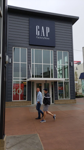 Outlet Mall «Nebraska Crossing Outlets», reviews and photos, 21209 Nebraska Crossing Dr, Gretna, NE 68028, USA