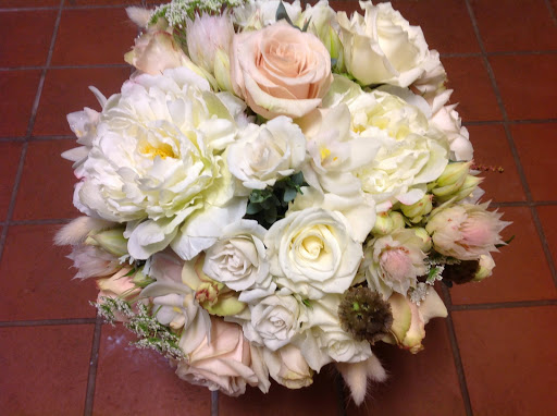 Florist «Hudson Flower Shop», reviews and photos, 222 Locust St, Hudson, WI 54016, USA