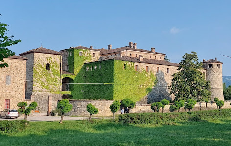 Castello e Rocca Anguissola Scotti Gonzaga Via del Castello, 4, 29010 Agazzano PC, Italia