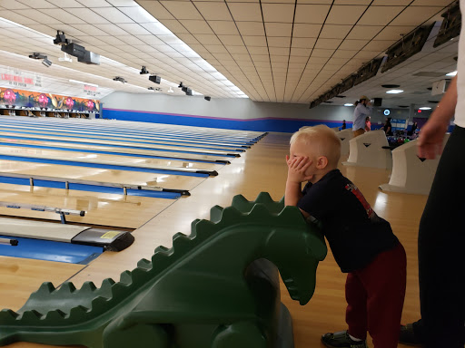 Bowling Alley «Hanover Bowling Centre Inc», reviews and photos, 1630 Broadway, Hanover, PA 17331, USA