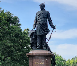 Bismarck-Nationaldenkmal photo