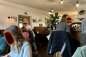 CAFE FLOH image