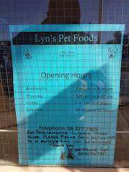Lyn's Pet Foods
