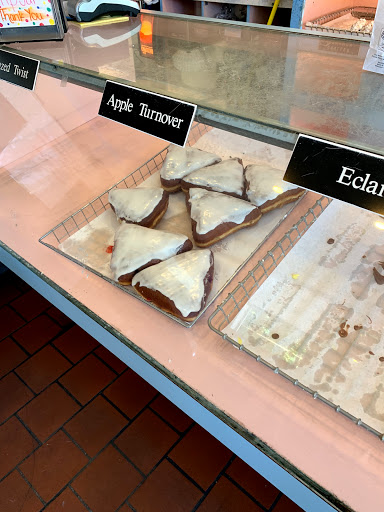 Donut Shop «Country Style Donuts», reviews and photos, 4300 Williamsburg Rd, Richmond, VA 23231, USA