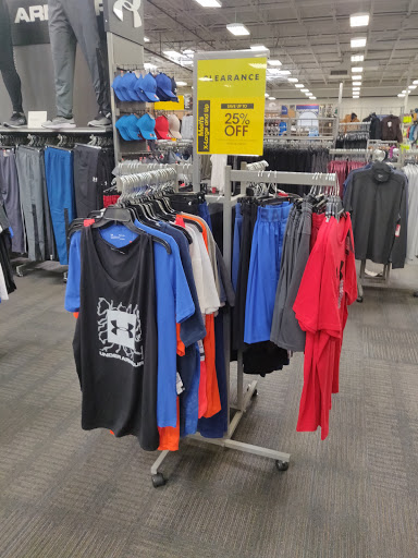 Sporting Goods Store «Academy Sports + Outdoors», reviews and photos, 5400 Brodie Ln, Sunset Valley, TX 78745, USA