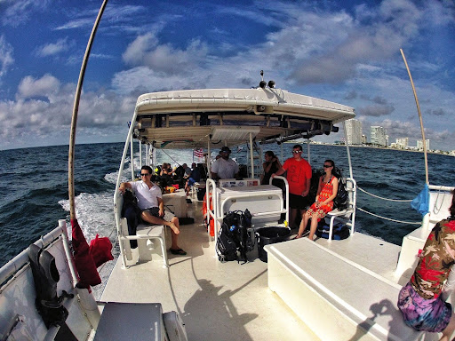 Dive Shop «Sea Experience Glassbottom Snorkel and Dive Tours», reviews and photos, 801 Seabreeze Blvd, Fort Lauderdale, FL 33316, USA