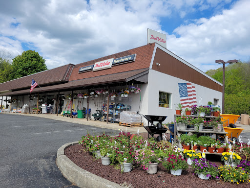 American Hardware Of Lakeside, 20 Bowling Green Pkwy, Lake Hopatcong, NJ 07849, USA, 