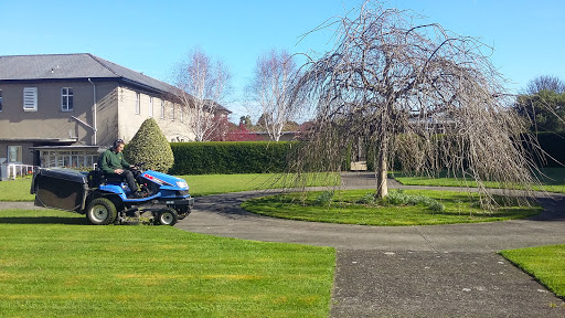 Oakwood Landscape Maintenance Services