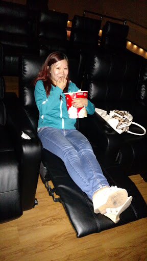 Movie Theater «United Artists Washington Township 14», reviews and photos, 121 Tuckahoe Rd, Sewell, NJ 08080, USA