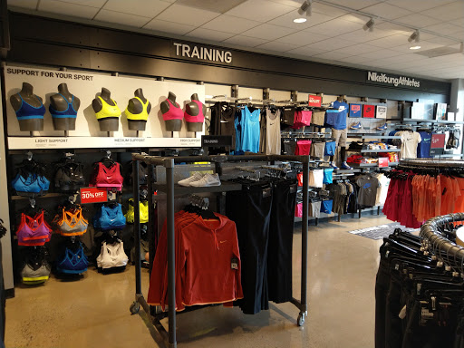 Clothing Store «Nike Factory Store», reviews and photos, 603 Stanley K Tanger Dr, Lancaster, PA 17602, USA