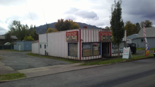 Philomath Gun Shop, 1120 Main St, Philomath, OR 97370, USA, 