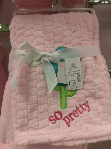 Discount Store «Fallas Discount Stores», reviews and photos, 122 E Olney Ave, Philadelphia, PA 19120, USA