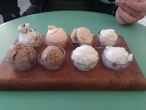 Ice Cream Shop «Living the Dream Ice Cream», reviews and photos, 1 F St, Eureka, CA 95501, USA