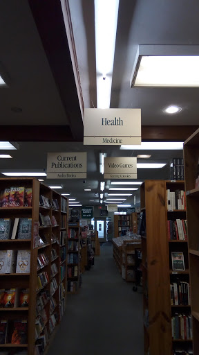 Book Store «Half Price Books», reviews and photos, 2041 Ford Pkwy, St Paul, MN 55116, USA