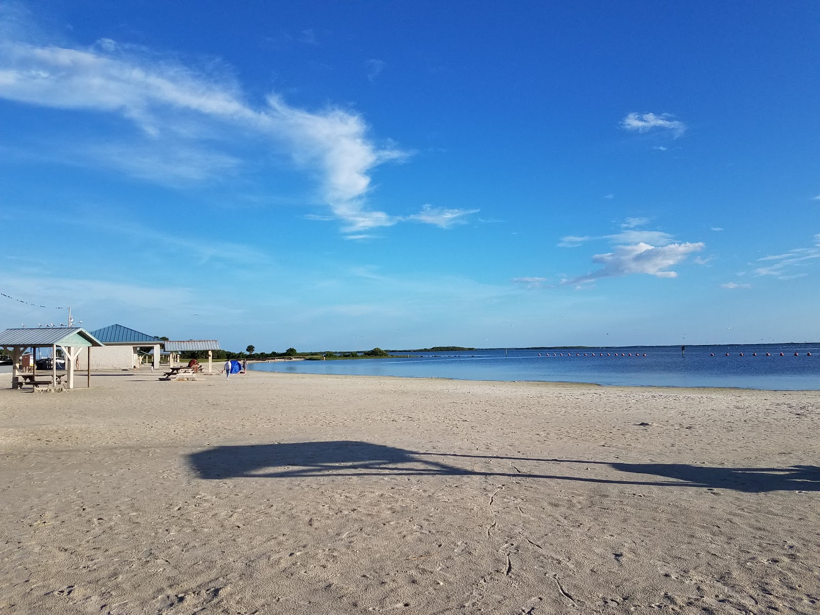 Fotografie cu Fort island beach - locul popular printre cunoscătorii de relaxare