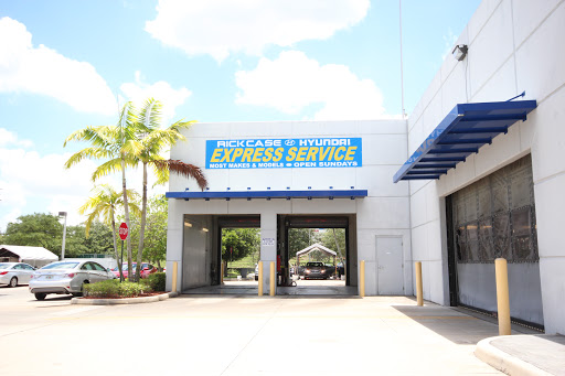 Hyundai Dealer «Rick Case Hyundai Davie», reviews and photos, 3550 Weston Rd, Davie, FL 33331, USA