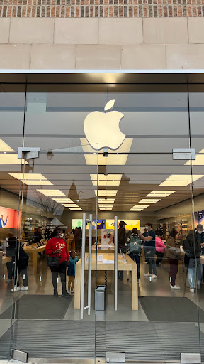 Computer Store «Apple The Greene», reviews and photos, 4422 Cedar Park Dr, Beavercreek, OH 45440, USA