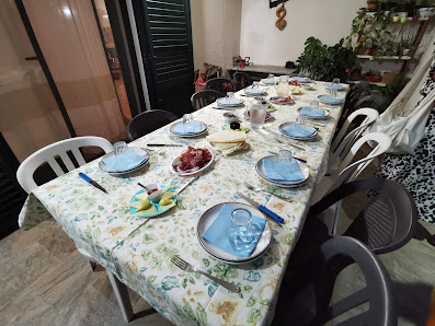 Girasole Home Restaurant Via Tradalla, 8, 08040 Girasole NU, Italia
