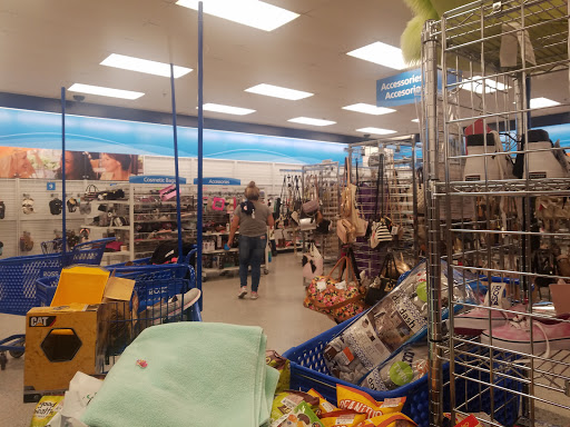 Clothing Store «Ross Dress for Less», reviews and photos, 4404 Dallas Fort Worth Turnpike, Dallas, TX 75211, USA