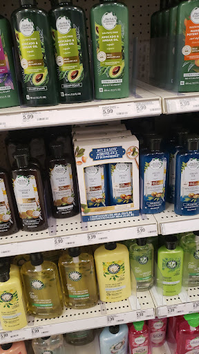 Department Store «Target», reviews and photos, 7601 Kingery Hwy, Willowbrook, IL 60527, USA