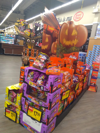 Grocery Store «Jewel-Osco», reviews and photos, 7329 Cass Ave, Darien, IL 60561, USA