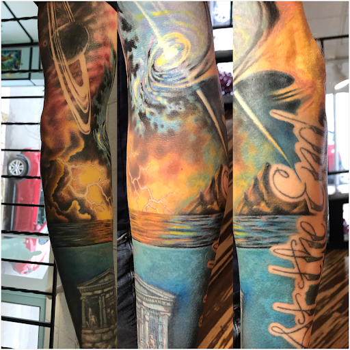 Tattoo Shop «BioGraphix Tattoo Studio», reviews and photos, 147 W Manlius St, East Syracuse, NY 13057, USA